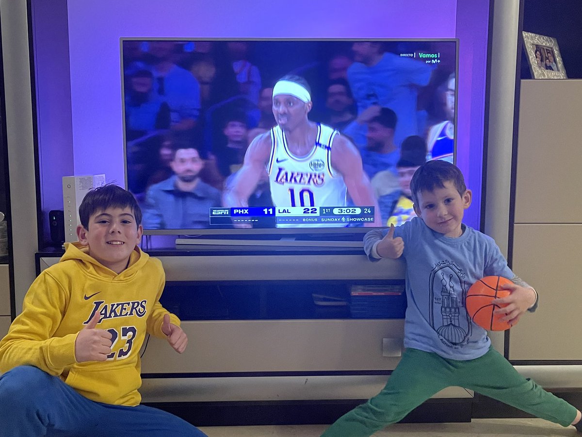 rafa_rojo10's tweet photo. @MovisatarNBA #NBASundays #DormirEsDeCobardes https://t.co/egIAOZQ0rm