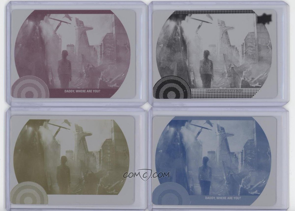 stacksofheroes's tweet image. Bought autographs after finishing the "Hawkeye" show (Hailee Steinfeld, Vera Farmiga &amp;amp; Alaqua Cox). Also grabbed base, green, red, blue (/199), silver (/100), gold (/57), purple (/10) &amp;amp; printing plates (/1) of the Chitauri Invasion scene. All of this was conveniently on COMC.