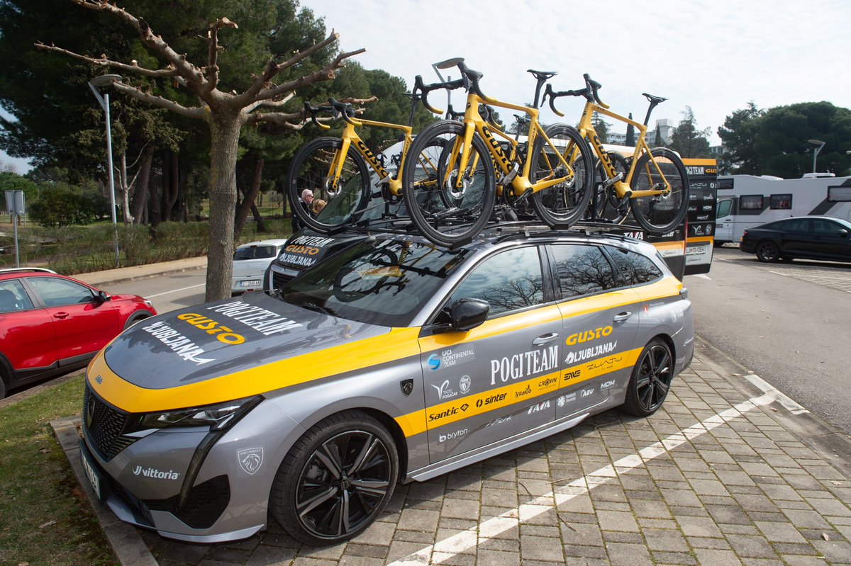 LGSCyclingTeam's tweet photo. Going home thinking about three one day races in Slovenia.
📸 Mario Stiehl
#cycling #cyclinglife #addingvalue #daretobedifferent #crackthelid #pogigustoteam #nextgencycling #pogilegacy https://t.co/peraHLmXHr
