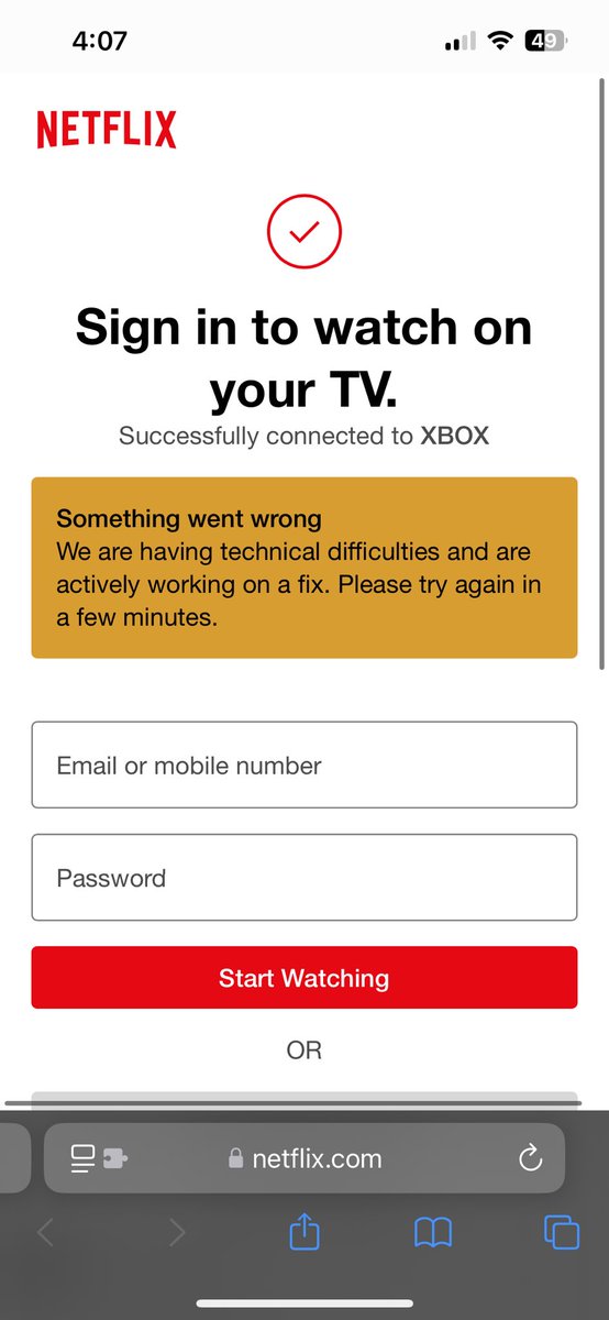 Khalessi___'s tweet photo. @netflix yall having issues is is it just me or? https://t.co/PcN0PeTlOk