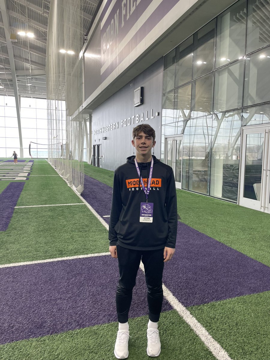 Jettfeeney3's tweet image. Lots of exciting things going on at @NUFBFamily Appreciate the staff taking time to share the vision and plan to W.I.N. @CoachLujan @zmart_15 @PetersNUFB