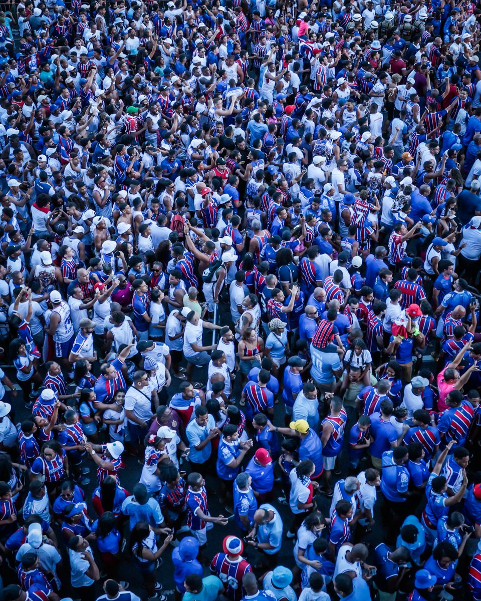 ecbahia's tweet photo. 🔥🔥🔥 Esse é o clima! É final! #BahiaDasArtes #BBMP https://t.co/3j58zWIk10