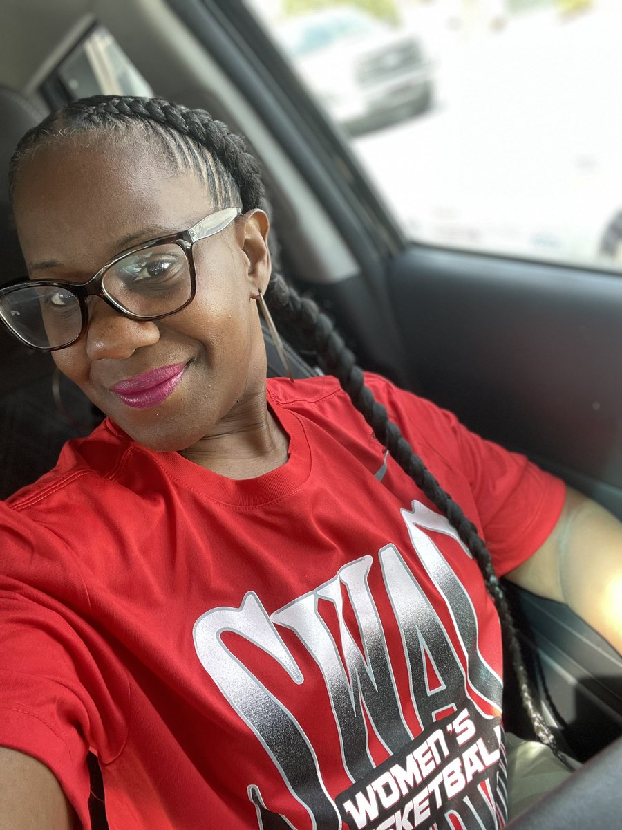 BlackCollegeExp's tweet photo. It's Selection Sunday &amp; the Lady Jags are going dancing!!! 🩵💛🐆 7pm we will find out who we are playing next 🏀🏀🏀 #SWACChamps #prowlas1 #teamATL

@THECoachCarter_ I wore mt shirt like you said 😃 https://t.co/MtY8Qbuujy