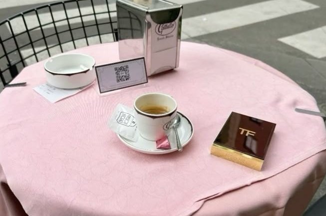 𓇼 (@bluepaints) on Twitter photo 