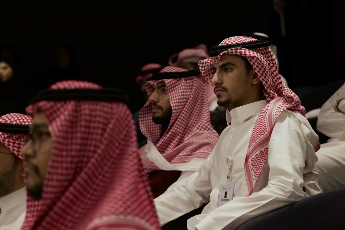 يحدث الآن |
يقدم المحامي د. فهد الرفاعي <a href="/DrAlrefaei/">المحامي د.فهد الرفاعي</a> لقاءً مميزًا بعنوان «لماذا أحتاج إلى استشارة قانونية؟» حيث يناقش أهمية الاستشارة القانونية في مختلف جوانب الحياة.