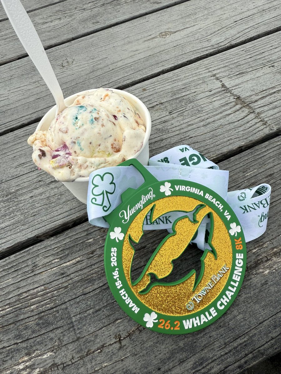 DaMENACE37's tweet photo. Marathon finished. Time for ice cream and beer! #Run #RunFluent https://t.co/e7WikEz4s0