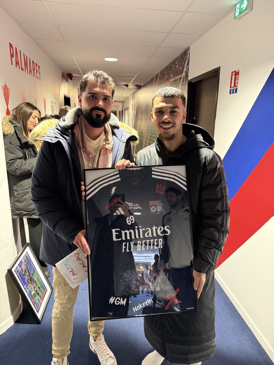 𝕐⭐️𝕐⭐️ ❤️💙🤫 tweet media