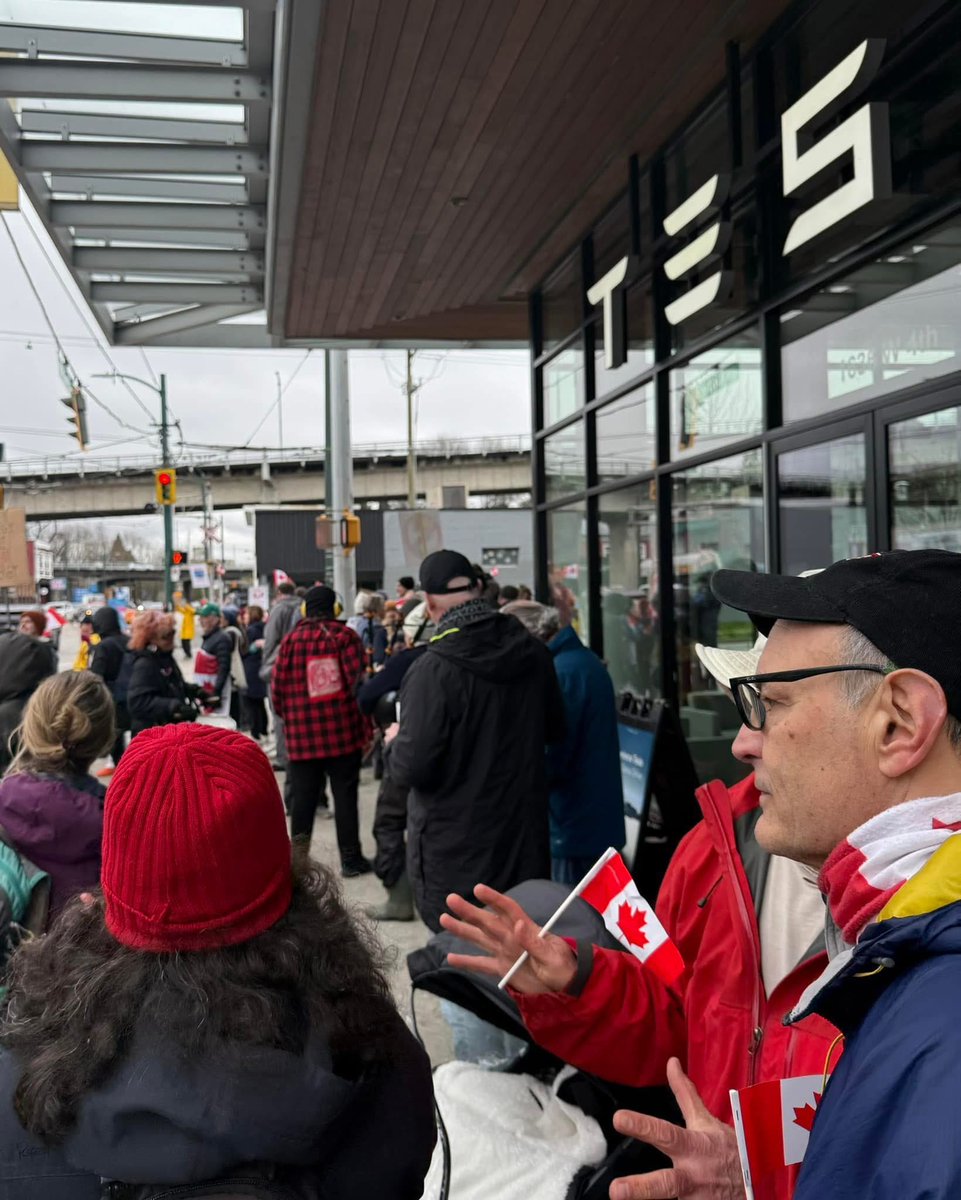 Drive Tesla 🇨🇦 tweet media