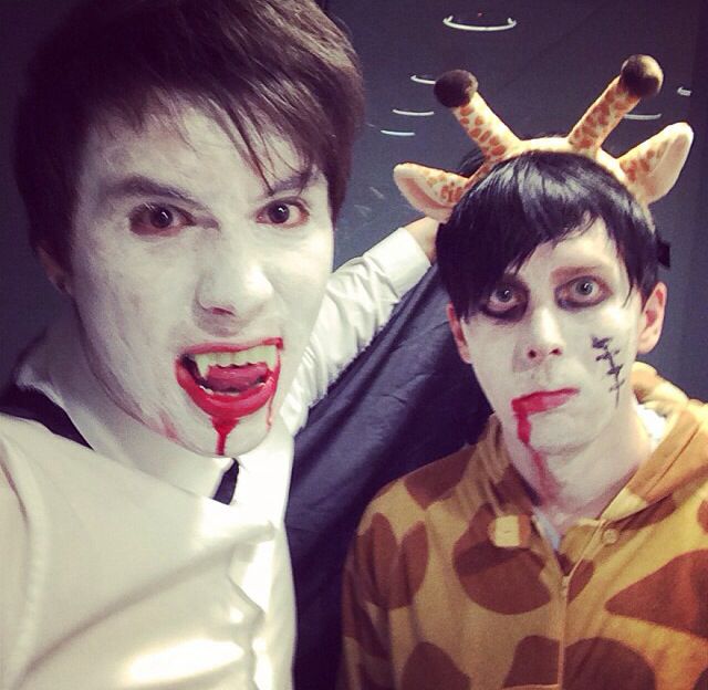 catraviolet's tweet image. todays vibe