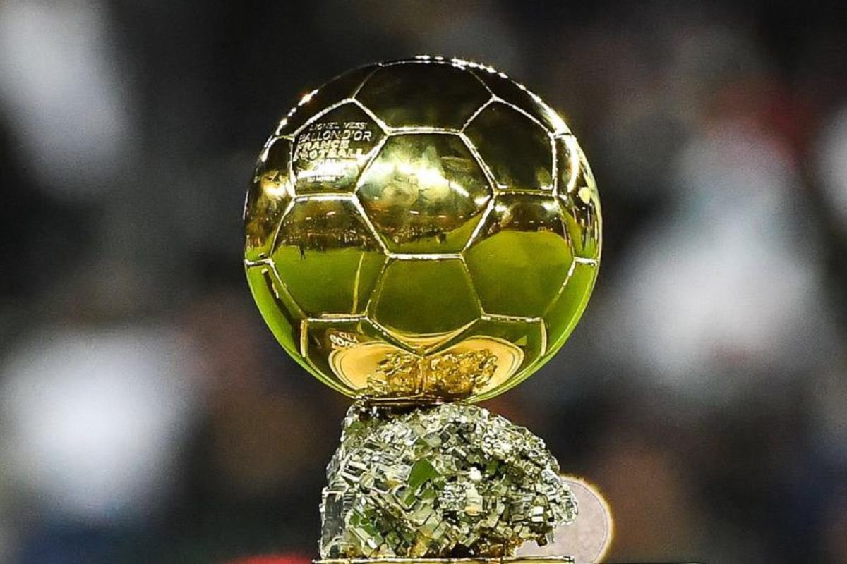 bdcom99's tweet photo. Les favoris pour le ballon d’or 2025
1. Raphinha 
2. Moh Salah
3. Mbappé 
4. Pedri
5. Vinicius https://t.co/Hhphx7QSW7