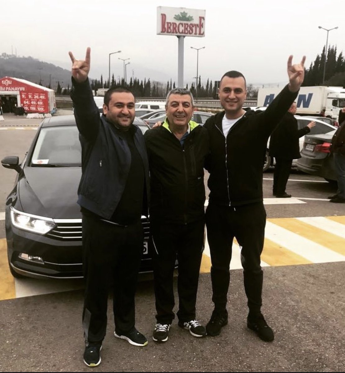 Değerli Dostum ve Ülküdaşım Zafer Timur,elim bir kaza sonucu Hakkın Rahmetine kavuşmuştur. Bu mübarek ayda, sevgili kardeşime Allah’tan rahmet diliyorum. Ruhu şad,mekanı cennet olsun inşallah