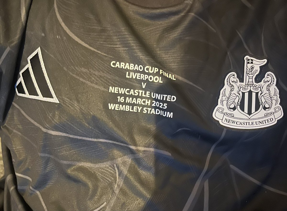 llelaws's tweet photo. Absolutely buzzing! Toon toon! ⚫️⚪️⚫️ https://t.co/ccZ7MNBM6m