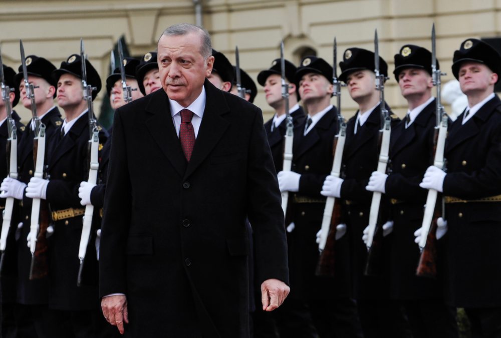 ABD'li düşünce kuruluşu:

➖"Amerikan Kararsızlığı ve Siyasi Çalkantılar Nedeniyle Oluşan Güç Boşluğunu Türkiye Dolduruyor

Amerika geri çekilirken, Türkiye devreye giriyor.

Amerika Birleşik Devletleri'nin kararsız politikaları, popülist yaklaşımları ve iç siyasetteki