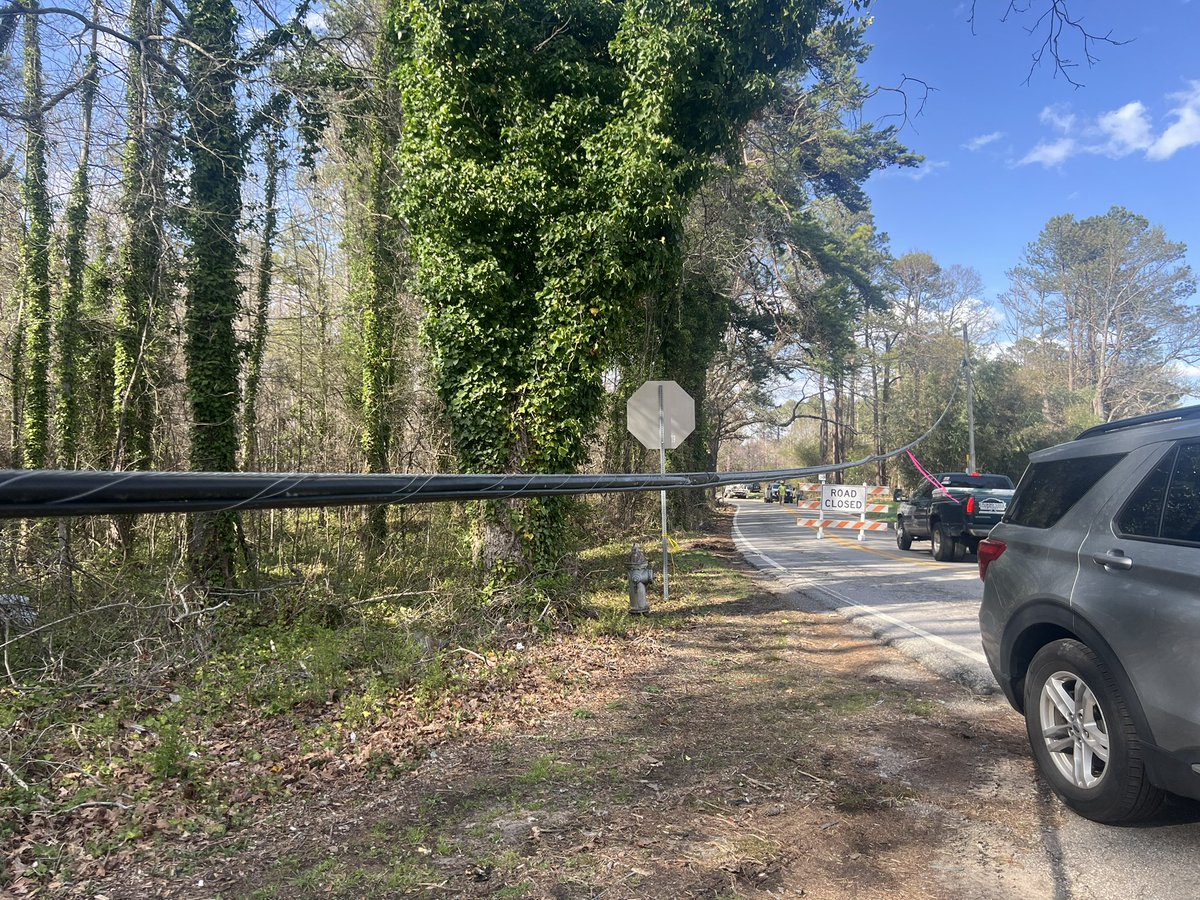 NewswithBridget's tweet image. Lots of repairs still ongoing after last night’s severe weather  in Paulding County @ATLNewsFirst @peachtreetv