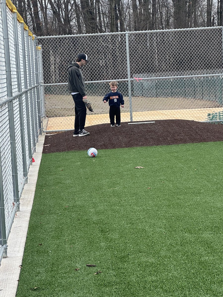 Troy Colt Baseball (@troycolts_base) on Twitter photo Fun Sunday for little DβOrazio today at the field while the guys got another good day of work in!
He keeps talking about playing with the boys. 3 more days til Game 1 βΎοΈ
<a href="/EthanHucal8/">Ethan Hucal</a> Fun Sunday for little DβOrazio today at the field while the guys got another good day of work in!
He keeps talking about playing with the boys. 3 more days til Game 1 βΎοΈ
<a href="/EthanHucal8/">Ethan Hucal</a>