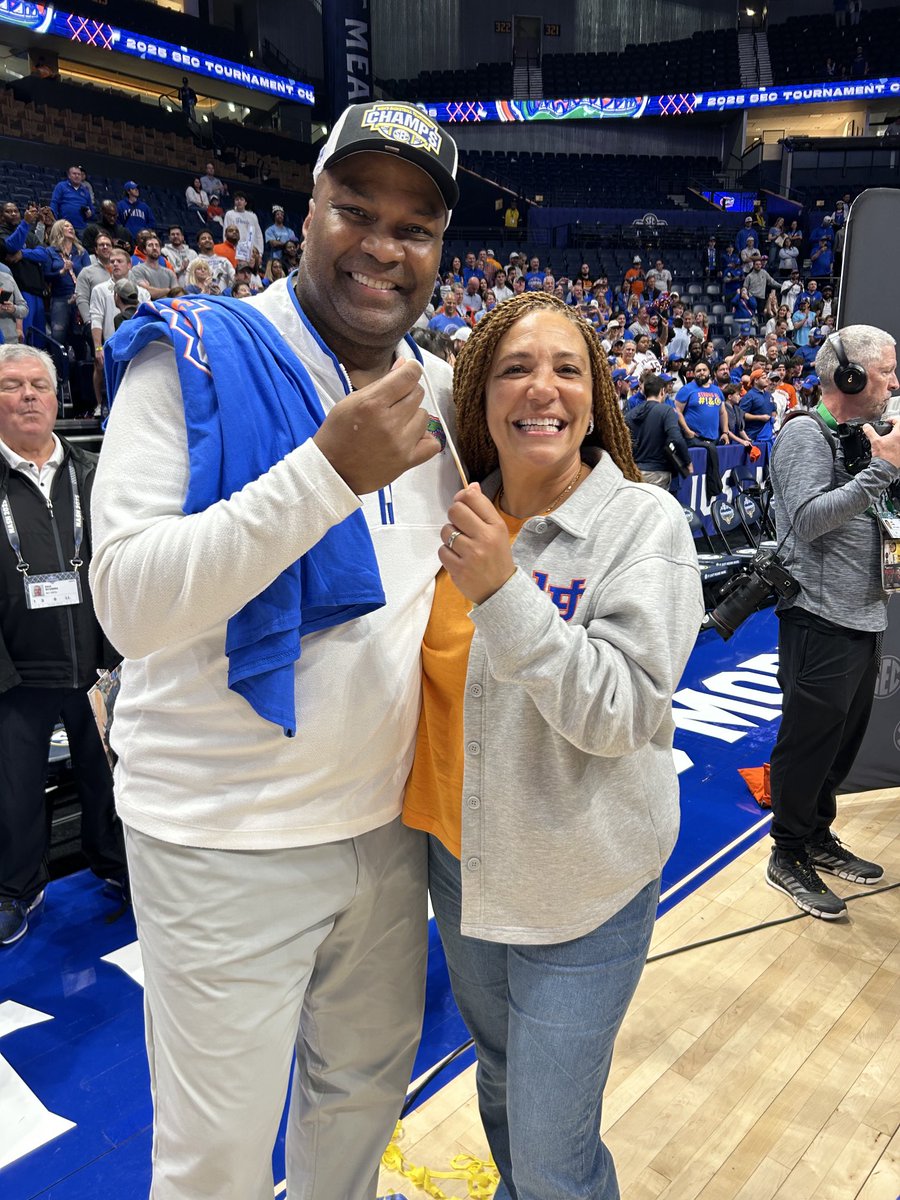 Carlin Hartman tweet media