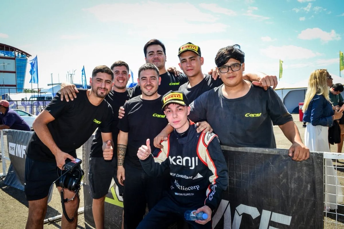 Puesto 3 en la primera carrera del año 👍🏻

No teniamos para más hoy, corrimos pensando en sumar puntos para el campeonato.

A seguir trabajando con el equipo que esto es largo 👊🔥

Vamos por más.

Agradecido con mis sponsors
kanji
dimagliocorp