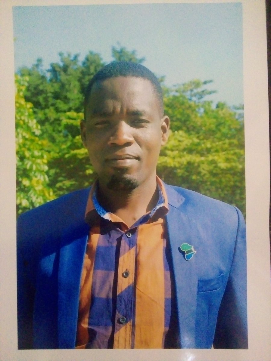 Mabula2020's tweet photo. Shida rafiki yake Mbivu....... https://t.co/MfifK6gK9f