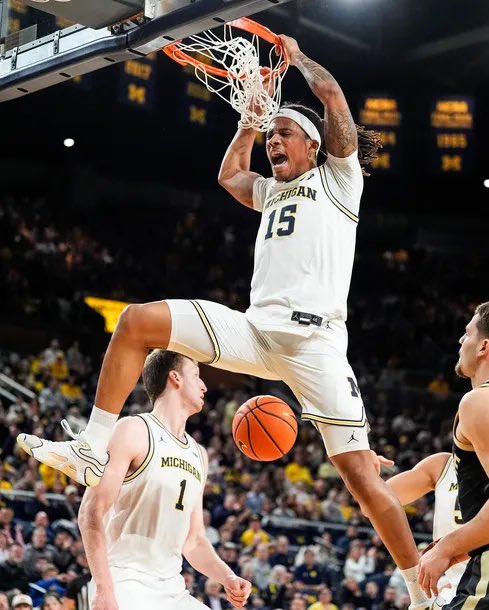 Snoop Johnson BBall Report tweet media