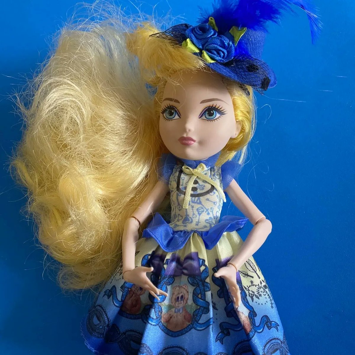 ToastySquirrel's tweet photo. I have two super pretty Ever After High dolls available. Blondie Lockes and Cupid 🏹💛 https://t.co/YtcA3A40Qm

#etsy #dolls #everafterhigh #blondielocks #cupid #firstchapter https://t.co/3hdHjpjp9p