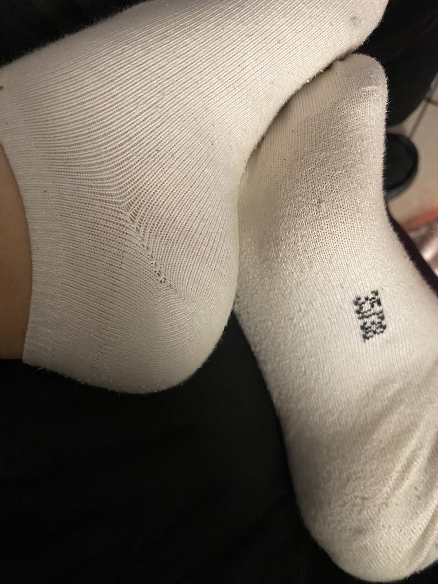 Adesso sapete anche come omaggiarmi, link in bio 😈🫦 
#findom #FinDom #mistress <a href="/falcoRTW/">🦅 𝙁𝘼𝙇𝘾𝙊 𝙁𝙄𝙉𝘿𝙊𝙈 𝙍𝙏𝙒 🦅</a> <a href="/findomitalia/">Findom Italia</a>