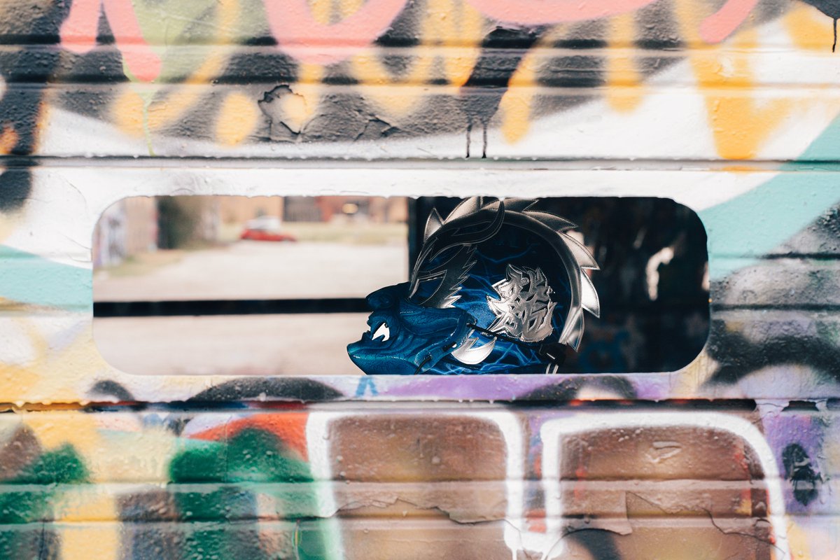 TheKingsDragon_'s tweet photo. "If it's a cost to be a boss I be hustlin' high"
- @therealyoungbleed 🫡

#thekingsdragon #witnessadragon
#youngbleed #pullitoff #boss #photography
#photographer #dallas #fabricationyard #dragon #ultimodragon #graffiti #beast https://t.co/UGSLE09gif
