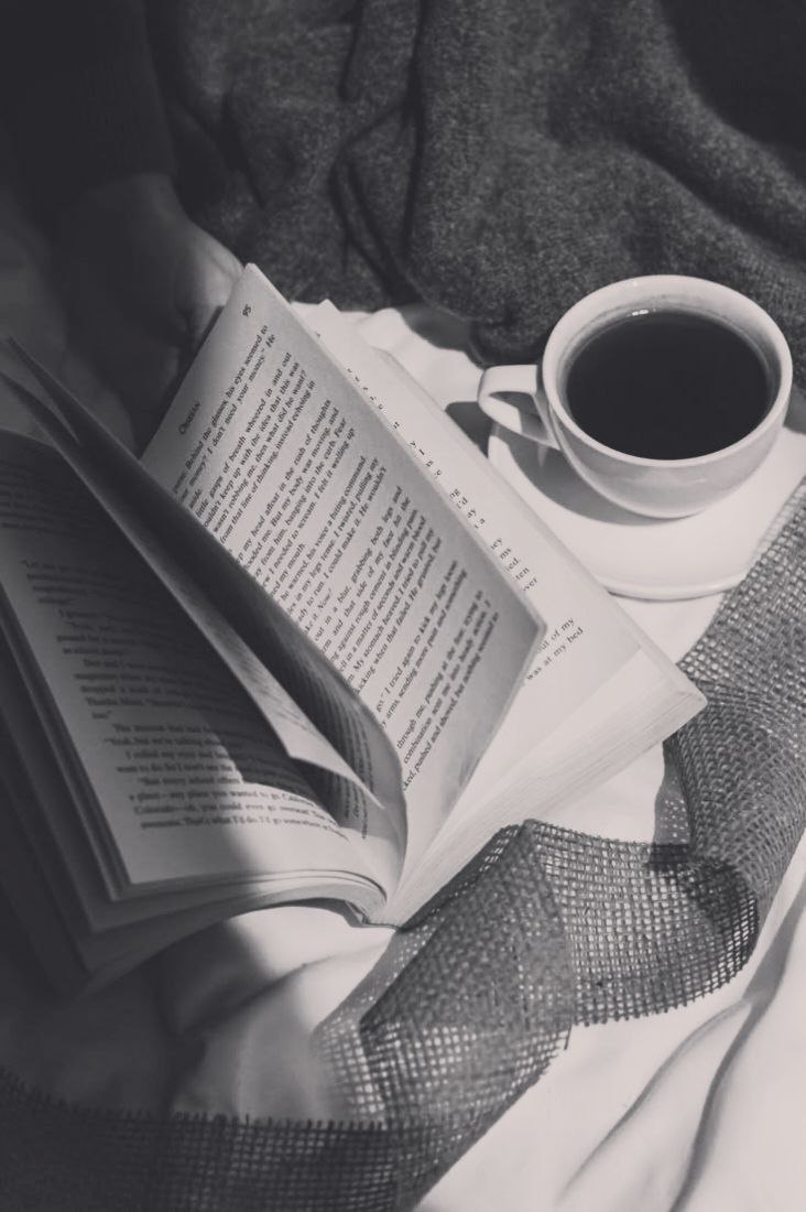 Эх, лапти мои,
Четыре оборки,
Хочу – дома заночую,
Хочу – у Егорки.