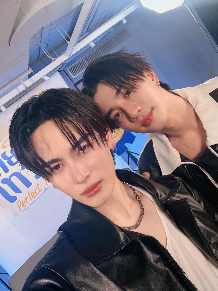 sofi loves perthsanta⛅️ lyt era tweet media