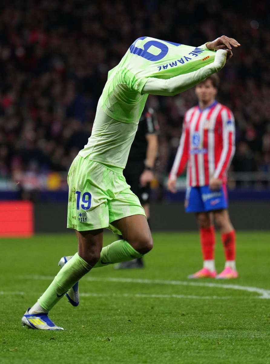 الدقيقة 75 : اتليتكو مدريد 2-0 برشلونة 

الدقيقة 98 : اتليتكو مدريد 2-4 برشلونة

😱😱😱😱😱♥️♥️♥️♥️♥️♥️