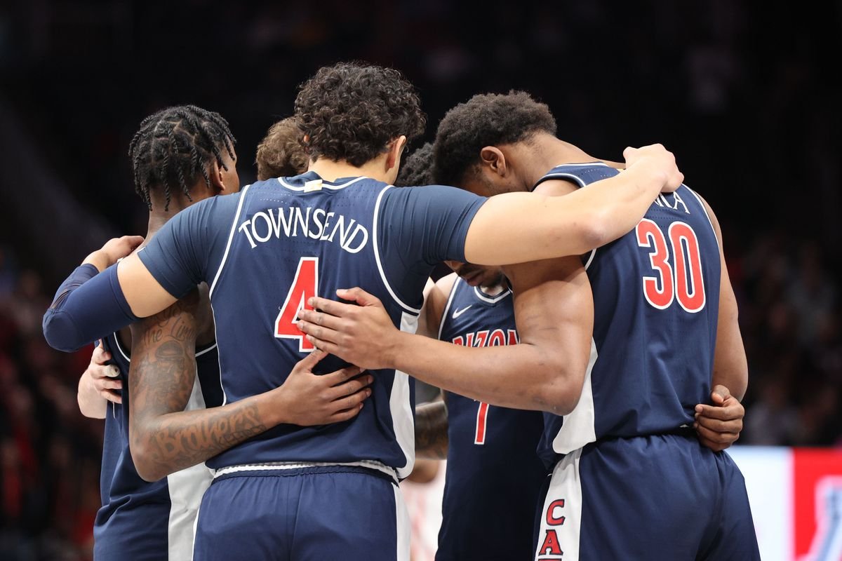 Sidelines - Arizona 🐻⬇️ tweet media