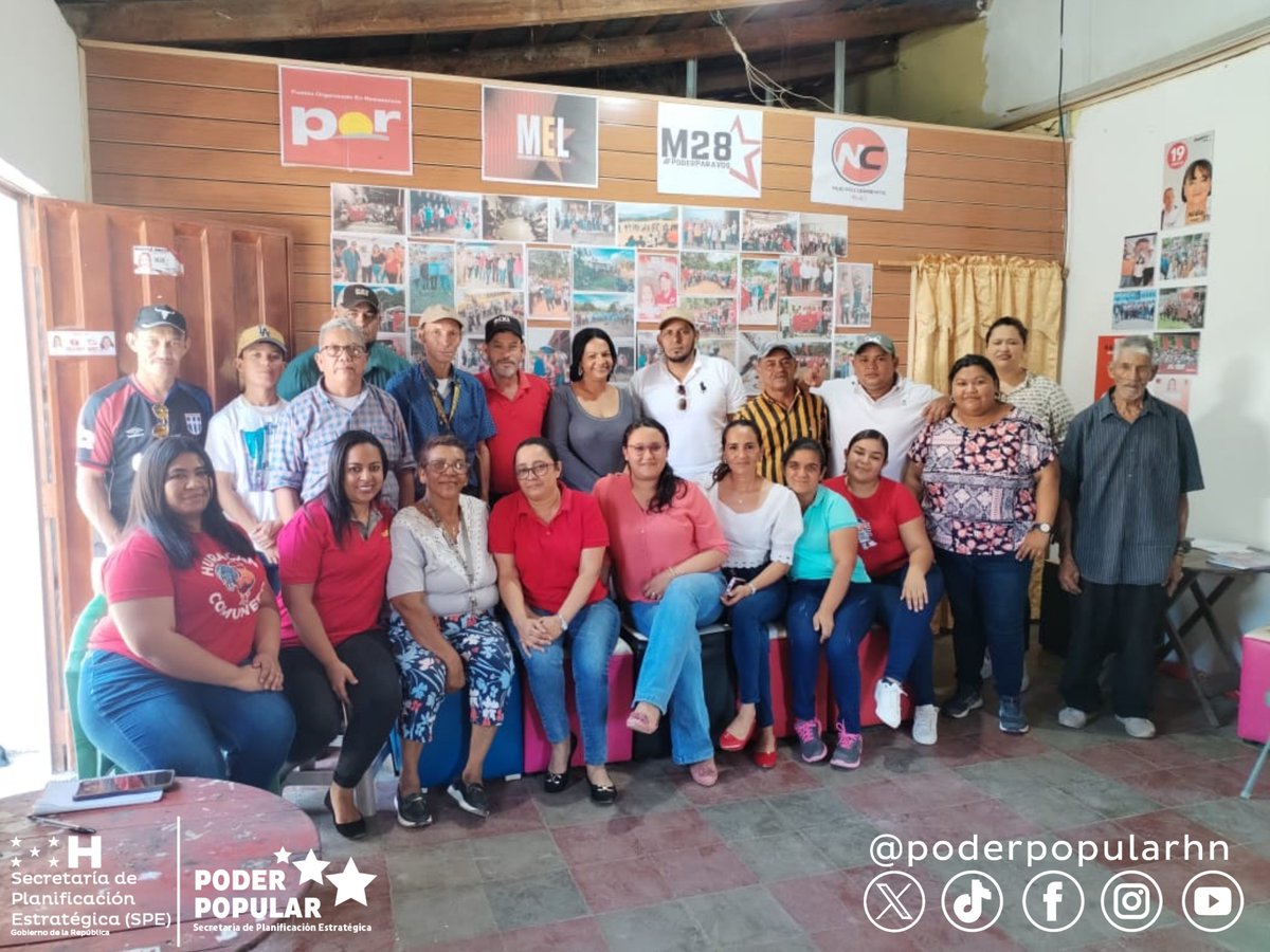 PoderPopularhn's tweet photo. ⚫🔴 Hoy se desarrolló una jornada de seguimiento al #CMPP de Teupasenti, El Paraíso, analizando el contexto local.
El próximo 27 de abril, dará inicio una jornada de talleres para líderes de base.
✊🏼🔥Refundar #Honduras ¡SÍ ES POSIBLE! https://t.co/1Qtaxiz4eG
