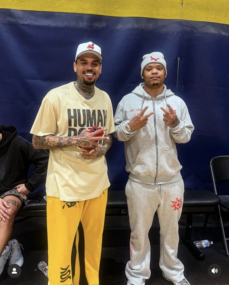 YOUNGLYXX's tweet photo. Woke up to a text saying “I seen Chris Brown rocking your brand tears of joy” https://t.co/RgW18tFUVG