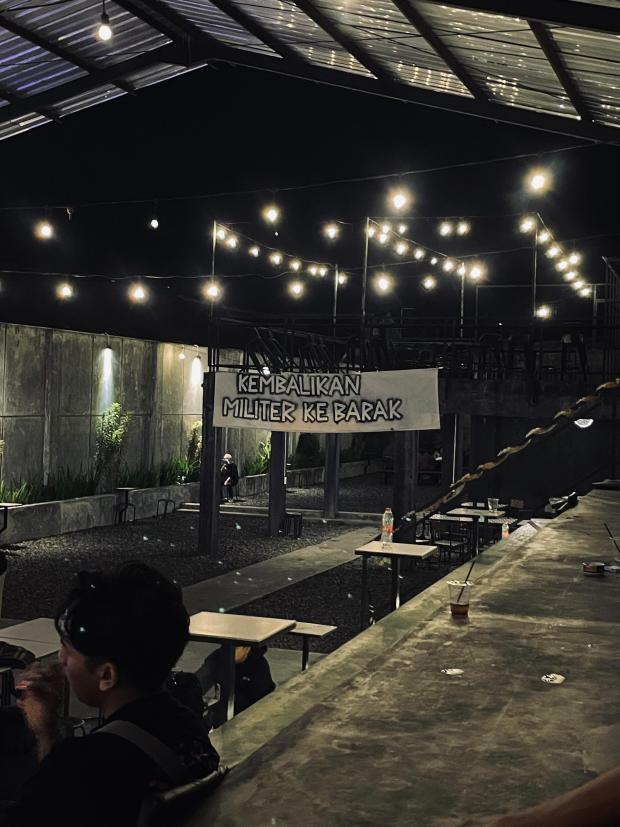 Terimakasih untuk kawan kawan yang sudah hadir pada acara hearing tadi malam.. Hormat selalu 🫡🍻✨️