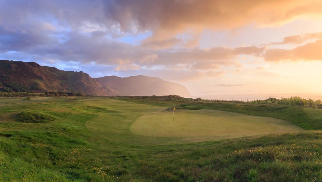 These blogs usually stir up some conversation... so from 10 - 1, here are our top 10 links courses in Wales

Bucket list!

golfsouthwest.co.uk/the-top-10-lin…