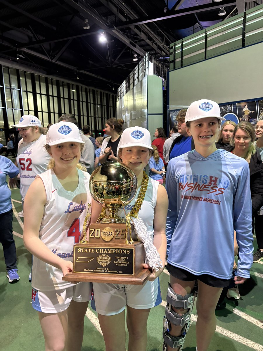 Brooke Perry (@brookep_4) on Twitter photo Great way to end freshman year! Same time next year! ππ<a href="/HeritageLMntnrs/">Lady Mountaineers Basketball</a> Great way to end freshman year! Same time next year! ππ<a href="/HeritageLMntnrs/">Lady Mountaineers Basketball</a>