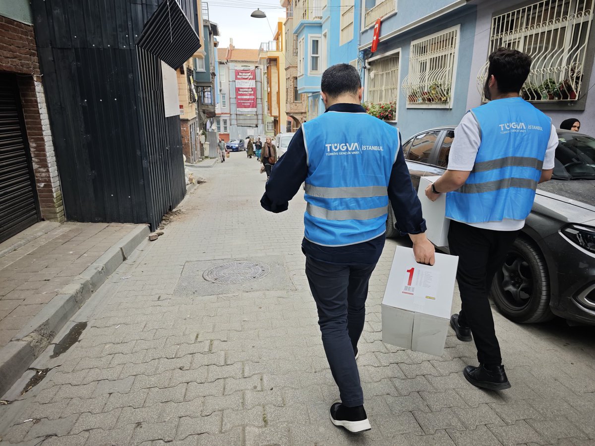 “Ramazan paylaşmaktır!” Şiarı ile çıktığımız bu yolda gönül köprüleri kurmaya devam ediyoruz! ❤️‍🩹

İstanbul’un dört bir yanındaki ihtiyaç sahiplerine yardım eli olmaya devam ediyoruz! 🤝

#TÜGVADestek her yerde 🤗 <a href="/TUGVA_Destek/">TÜGVA Destek</a>