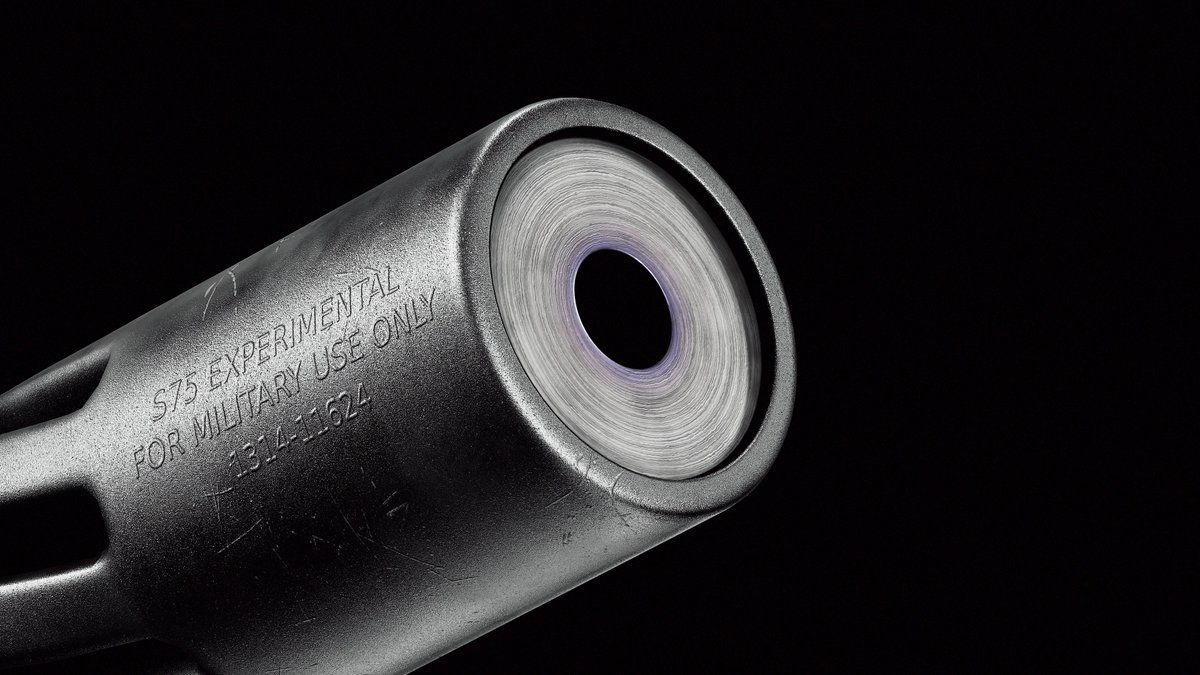 Suppressor concept model.

Created in Blender, textured in Substance Painter, rendered in Marmoset.

Check bio for commission availability.