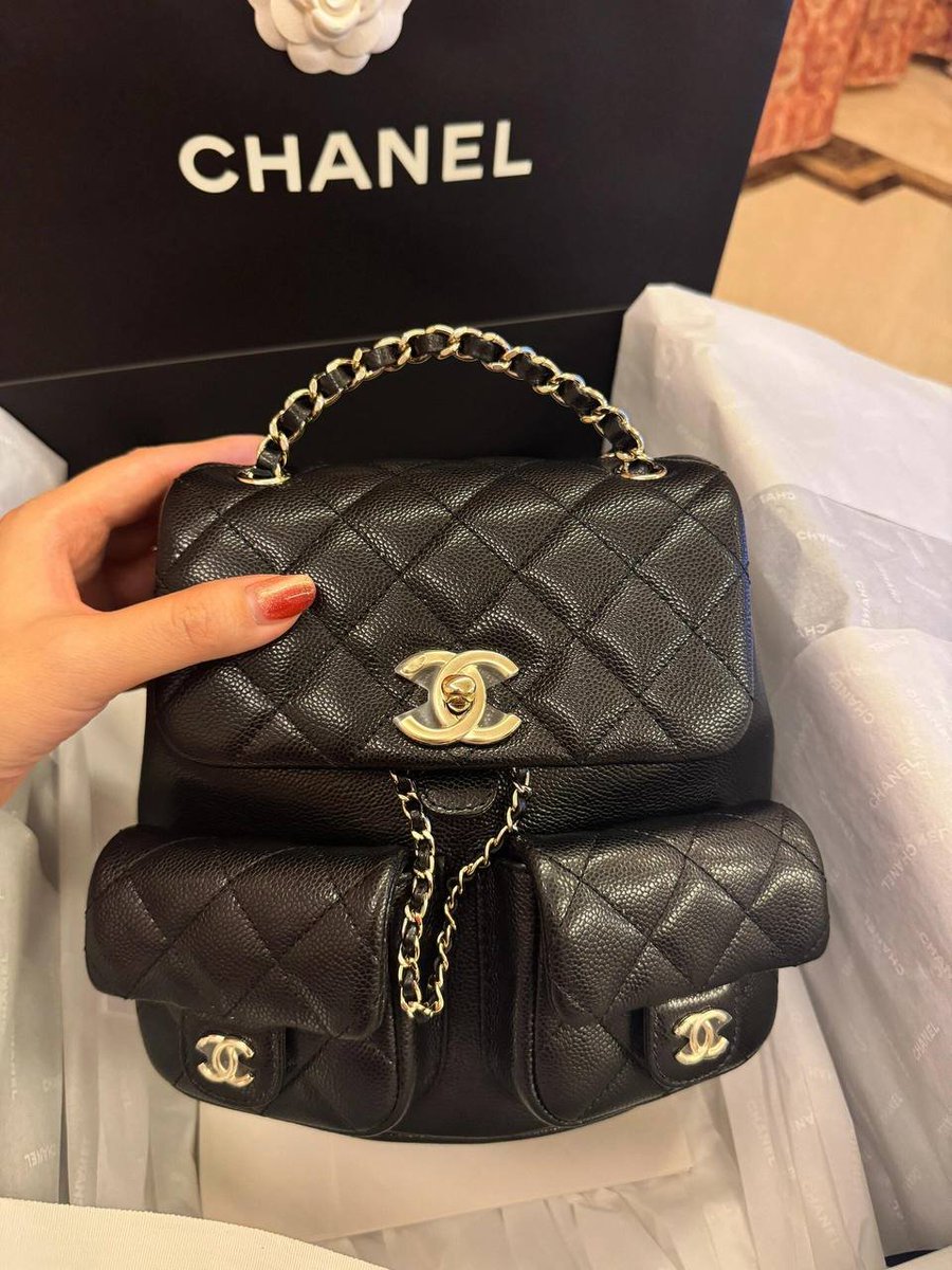 Elegance in every stitch. ✨ Carrying style with my classic Chanel bag. Timeless luxury that speaks volumes. 👜💖 #Chanel