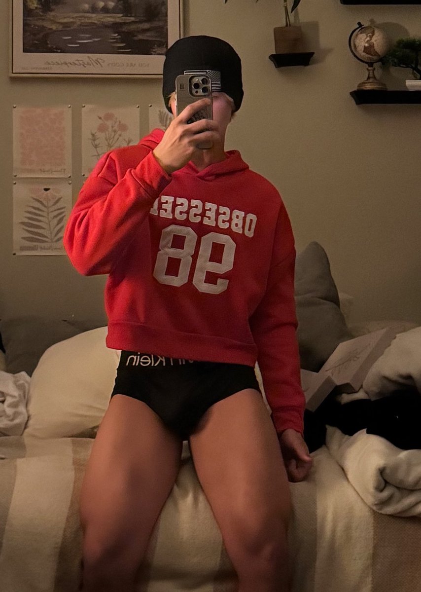 Nel_sett's tweet image. Leg day 🙂‍↕️
