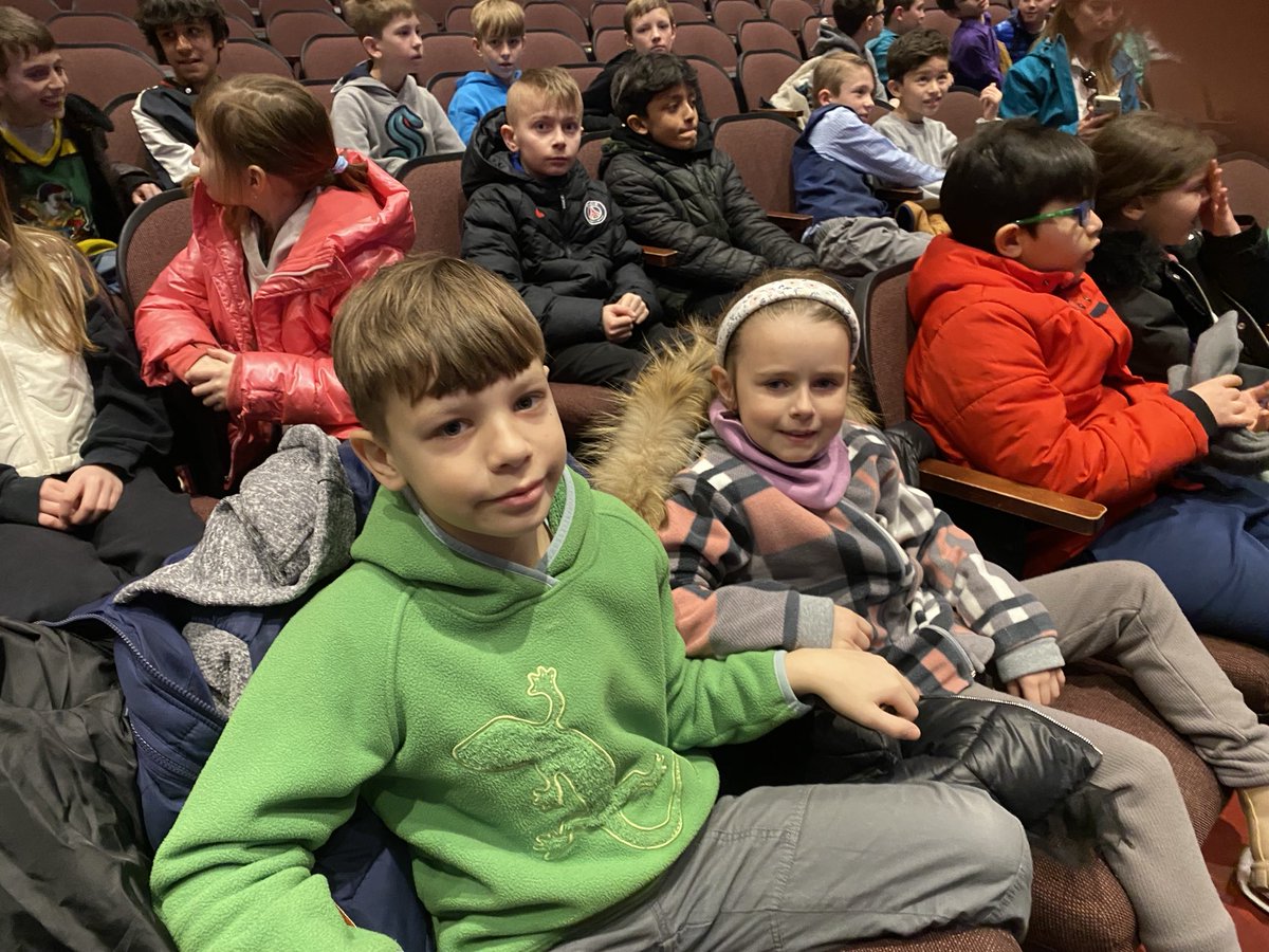 Mrs. Duffer tweet media