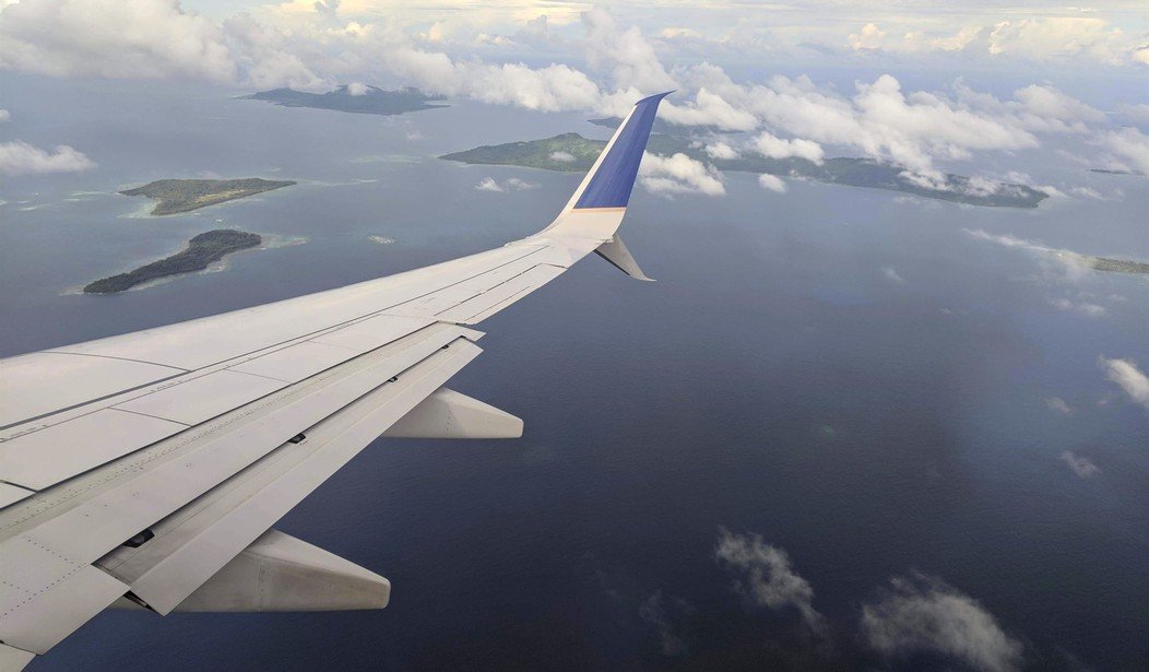 A Federal judge issued a restraining order against the deportation of TDA illegal immigrants.

Although they were already in the air, he ordered the flight returned.

The administration said that the plane was over international waters and let them land.

Heh..heh...take that!