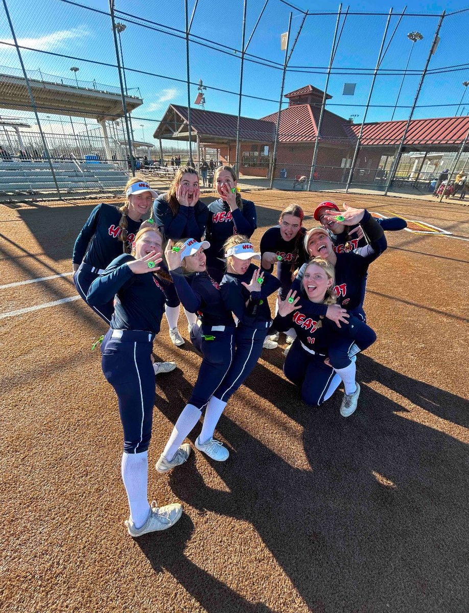 stlheatzimmer's tweet photo. Brought home the title in our 1st tournament of the year! Championship game saw another complete game from @C_Frank1237. @maddie_kluesner &amp; @paige_brayy led the way with 3 hits each. Another double by @Olivia_Magruder. 2 RBI for @MadisenMeyer27. Great Heat softball all weekend. https://t.co/jcW8pzHpsV