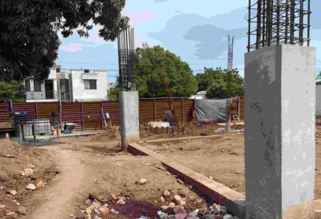 🇨🇴 Así está el HOSPITAL de la GUAJIRA que PETRO y MARTHA PERALTA anunciaron hace 2 años con una inversión de 40 millones de dólares.

La obra Está totalmente abandonada  desde hace 1 año.