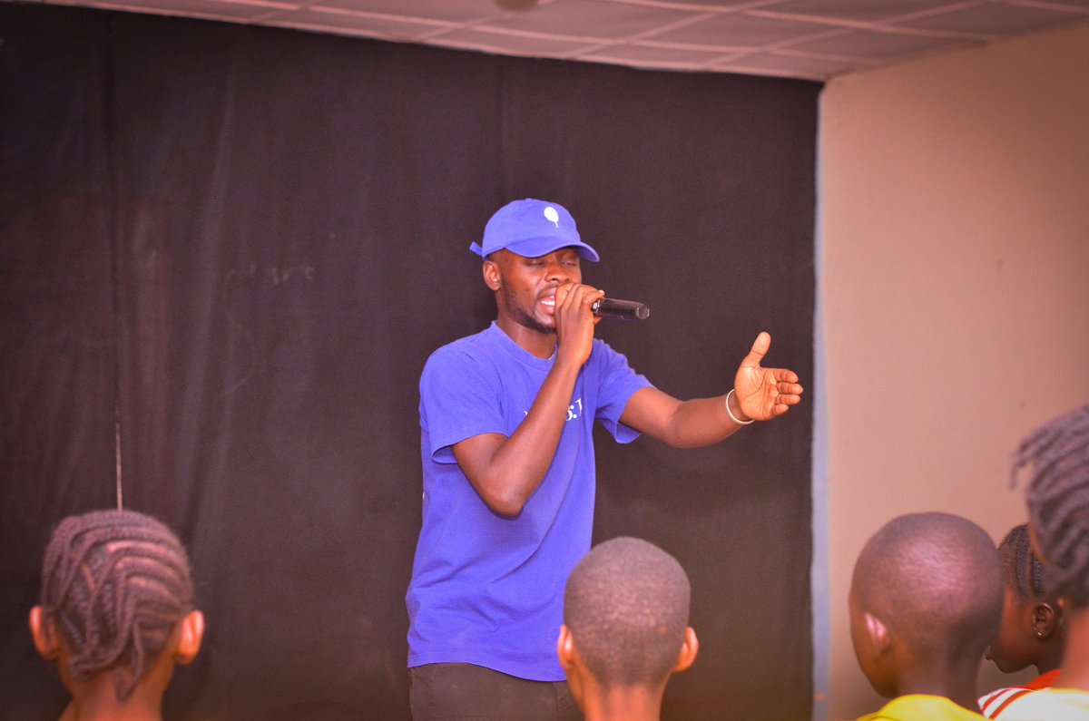 HIGH SCHOOL TOUR AT METHODIST HIGH SCHOOL MAKURDI, BENUE STATE. CATCHING THEM YOUNG FOR JESUS CHRIST 🙏 

#schoolteens #benue