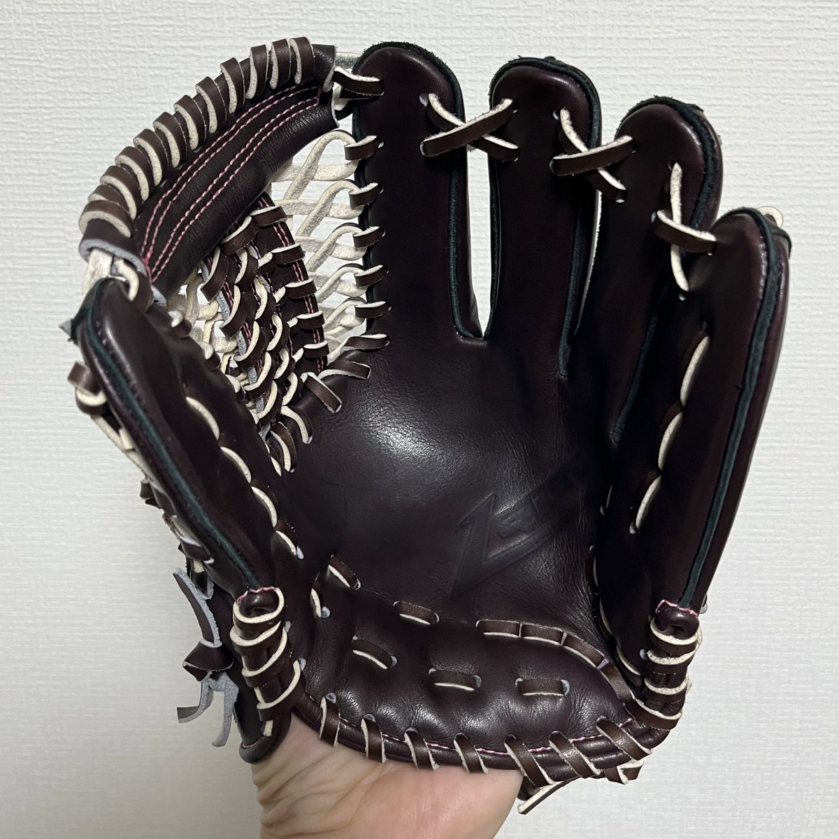 MYBB_Glove's tweet photo. #Day444
おはようございます。
また一週間が始まる訳ですが、週末に野球があると思うと活力になります💪
我慢を重ね労働し小遣いを貯め、思いを込め育てたから使いたいんです😁
それだけです👍
#単純 https://t.co/sfZTyr7x9S
