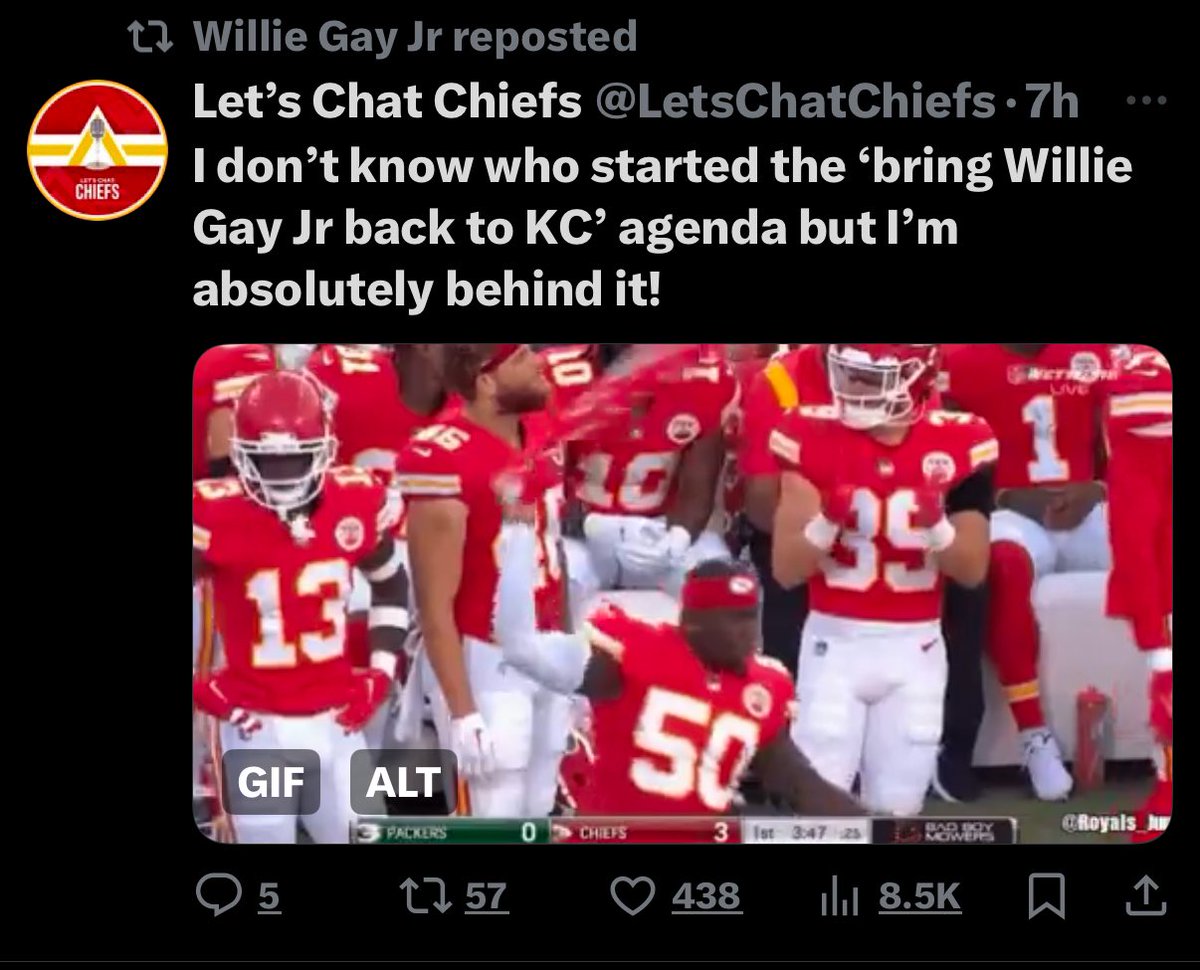 RasheeTouchdown's tweet image. Something tells me @WillieGayJr wants to be a Chief again