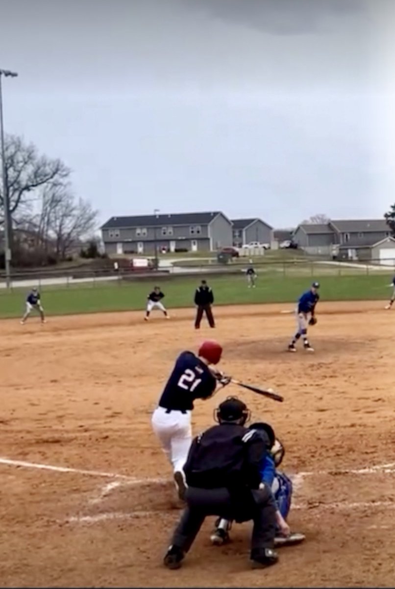 Davis Mueth tweet media