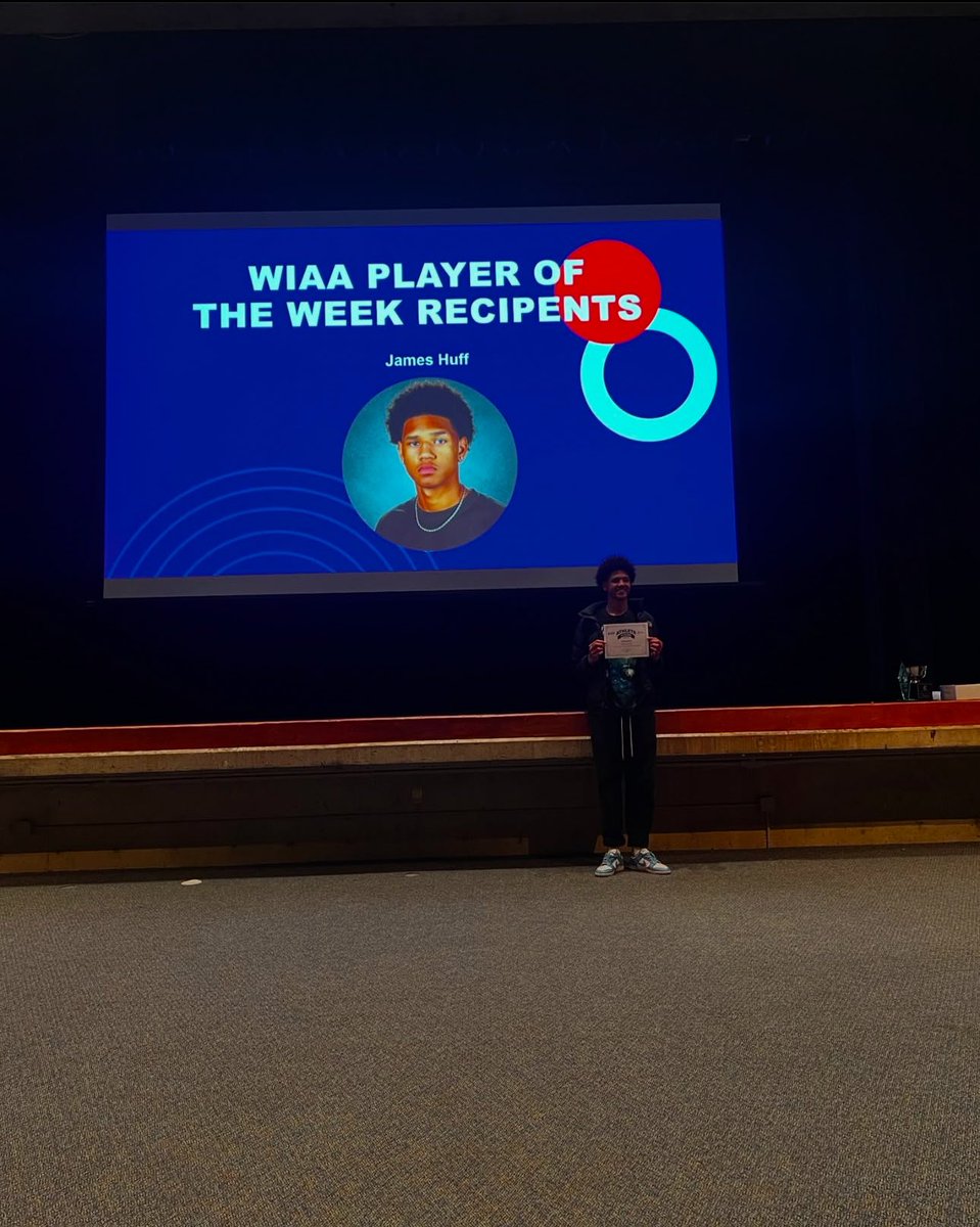 JamesHuffIV's tweet image. #AGTG 🏁
2x WIAA Athlete of the Week
2x Team MVP
2x First Team All-League KingCo
1x MVP All-League KingCo
1X DPOY All-League KingCo