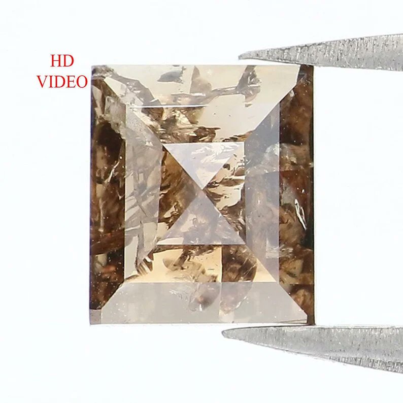 Lukhidiamond's tweet image. 0.85  CT Natural Loose Square Shape Diamond Brown Color Square Cut Diamond  6.30 MM Natural Brown Color Diamond Square Rose Cut Diamond LQ7436

ETSY : etsy.com/listing/778182…

#SquareDiamond #BrownDiamond #LooseDiamond #SquareCut #NaturalDiamond #RoseCutDiamond #FineJewelry