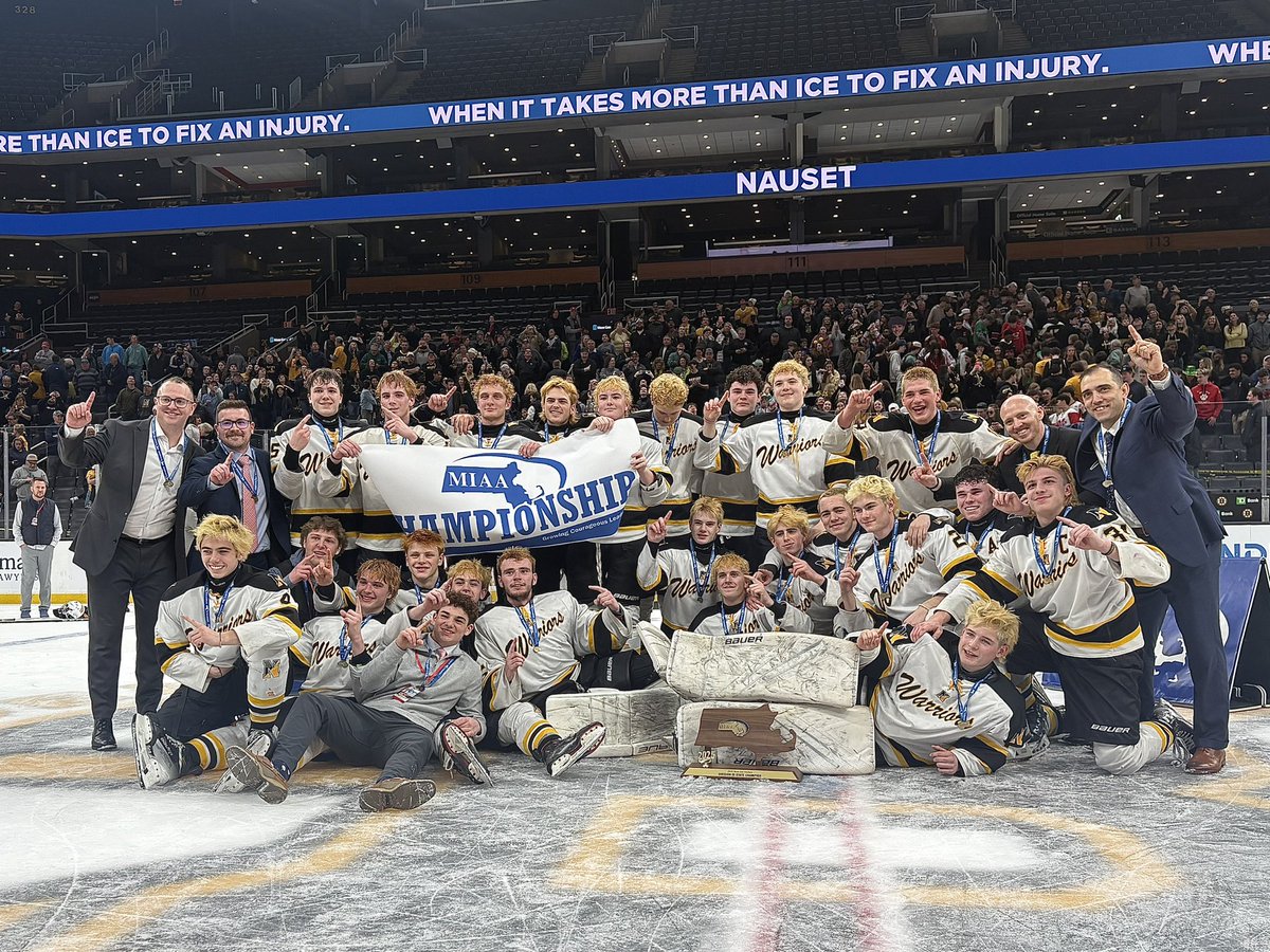 Brad Joyal (@bradjoyal) on Twitter photo D3 BOYS 🏒 State Final
FINAL
Nauset -- 4
Medfield -- 1
<a href="/Nausetsports/">Nauset Athletics</a> captures the program's first state title and becomes the Bay State's first boys undefeated state championship season since Canton in 2019. D3 BOYS 🏒 State Final
FINAL
Nauset -- 4
Medfield -- 1
<a href="/Nausetsports/">Nauset Athletics</a> captures the program's first state title and becomes the Bay State's first boys undefeated state championship season since Canton in 2019.